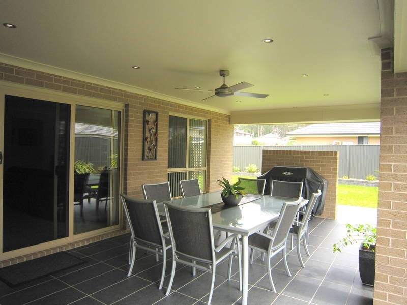 3 Queenscliff Place, Mardi NSW 2259