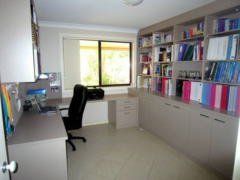 4 Coachmans Place, Mardi NSW 2259