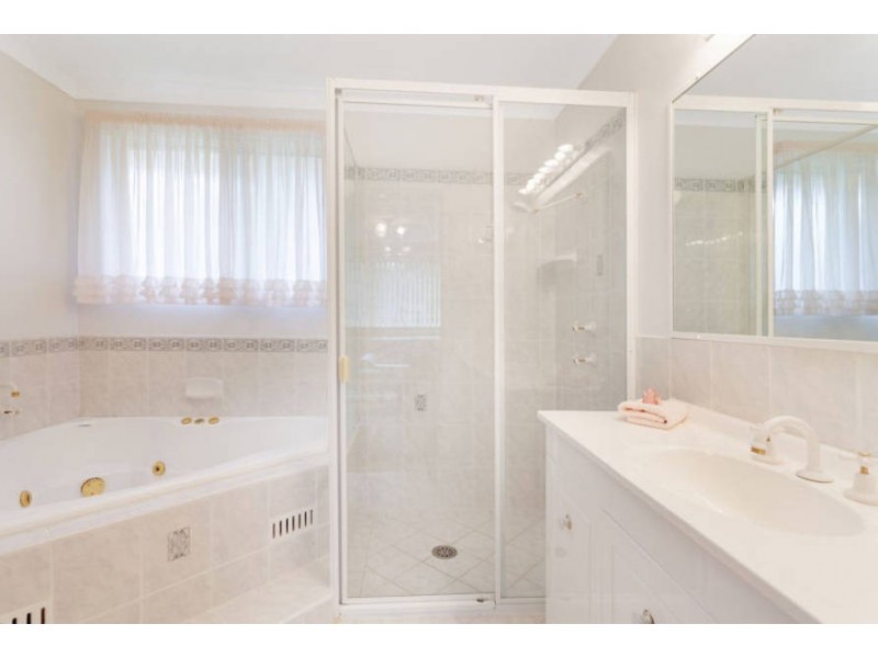 152 Woodbury Park Dr, Mardi NSW 2259