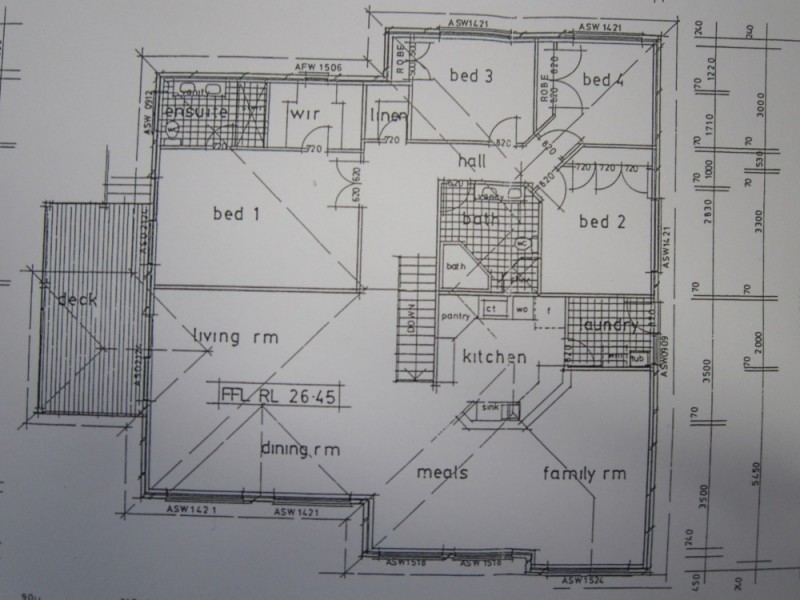 3 Burnie Place, Mardi NSW 2259 Floorplan
