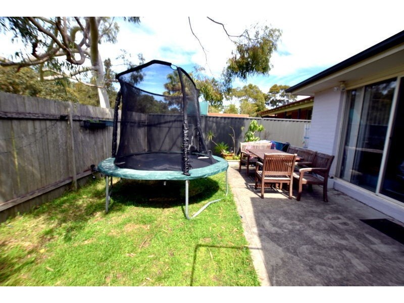 2 Papala Ave, Bateau Bay NSW 2261