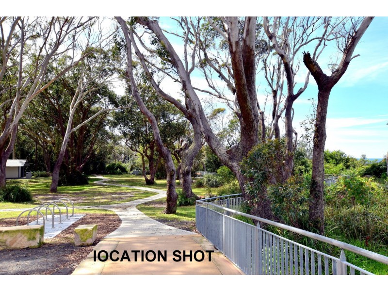 2 Papala Ave, Bateau Bay NSW 2261