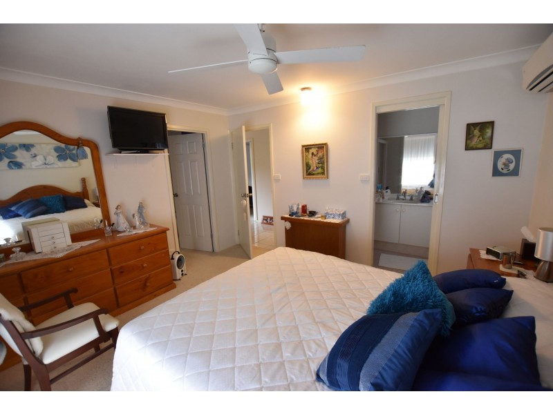 20 Woodbury Park Dr, Mardi NSW 2259