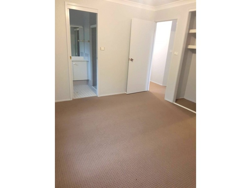 18 Woodbury Park Drive, Mardi NSW 2259