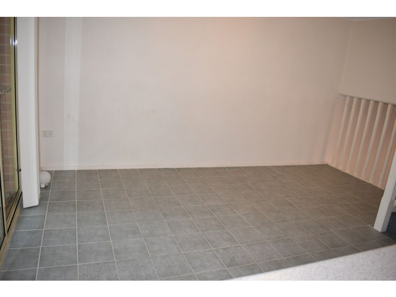 16/10 Albert Street, Ourimbah NSW 2258