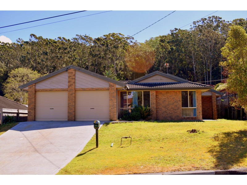 16 Red Cedar Close, Ourimbah NSW 2258