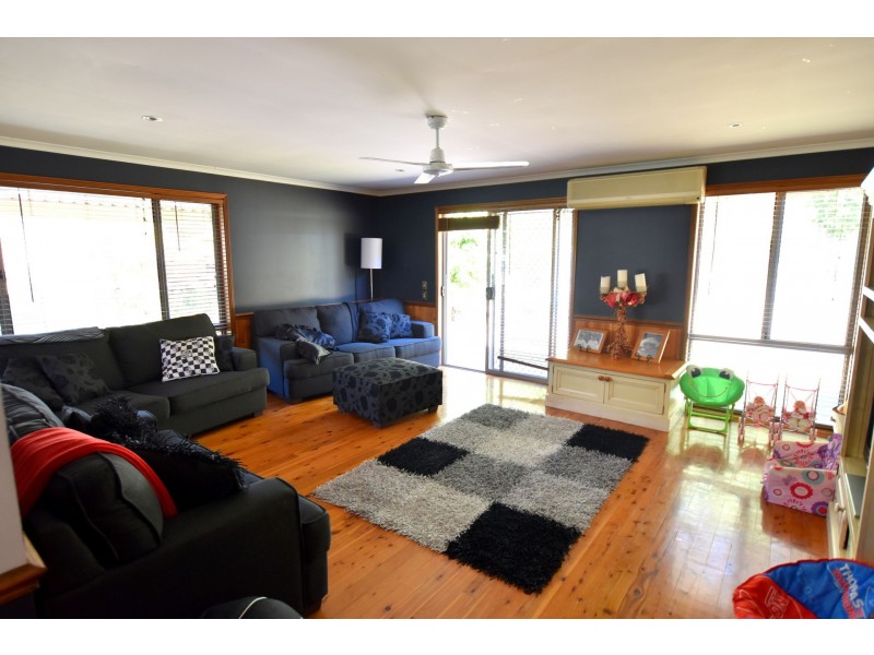 6 Woolmers Crescent, Mardi NSW 2259