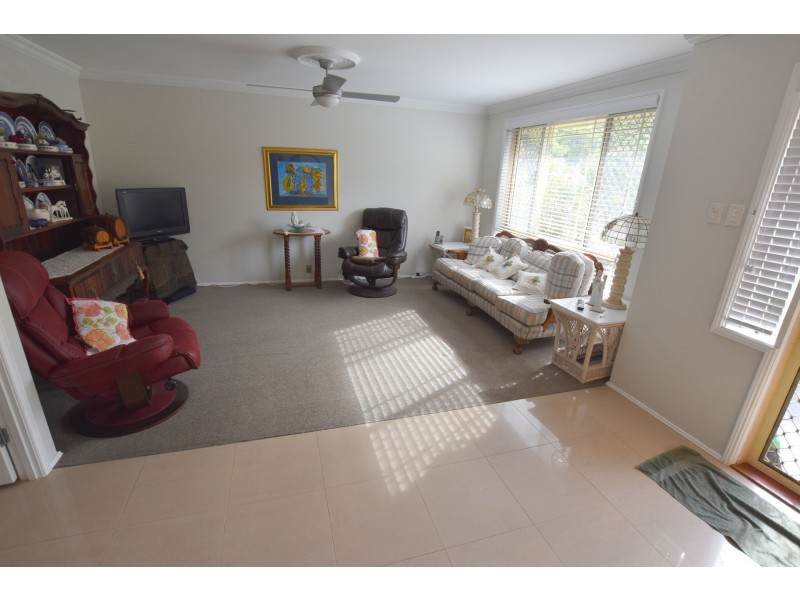 28 Burbank Dr, Tuggerah NSW 2259