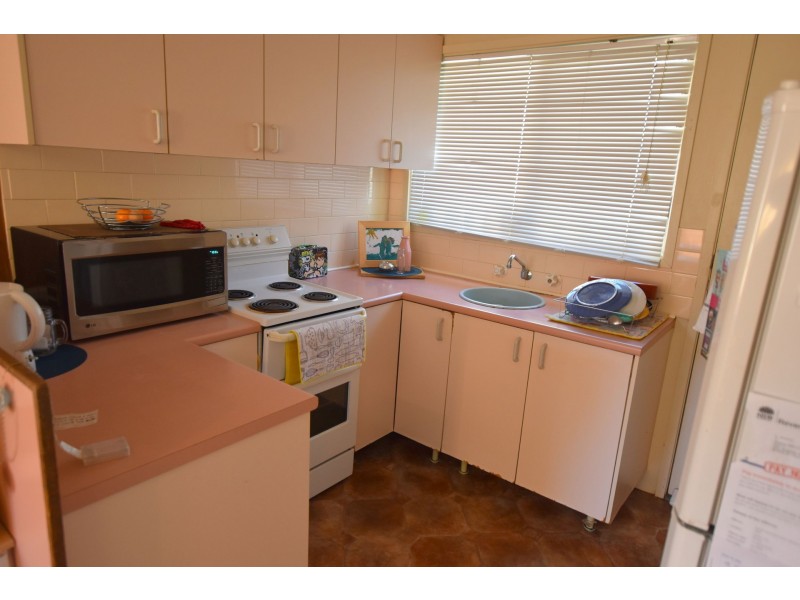 308 Lakedge Avenue, Berkeley Vale NSW 2261
