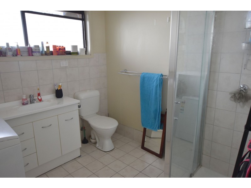 308 Lakedge Avenue, Berkeley Vale NSW 2261