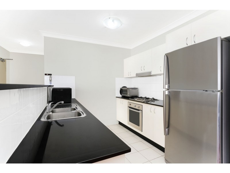 3/8 Bent Street, Gosford NSW 2250
