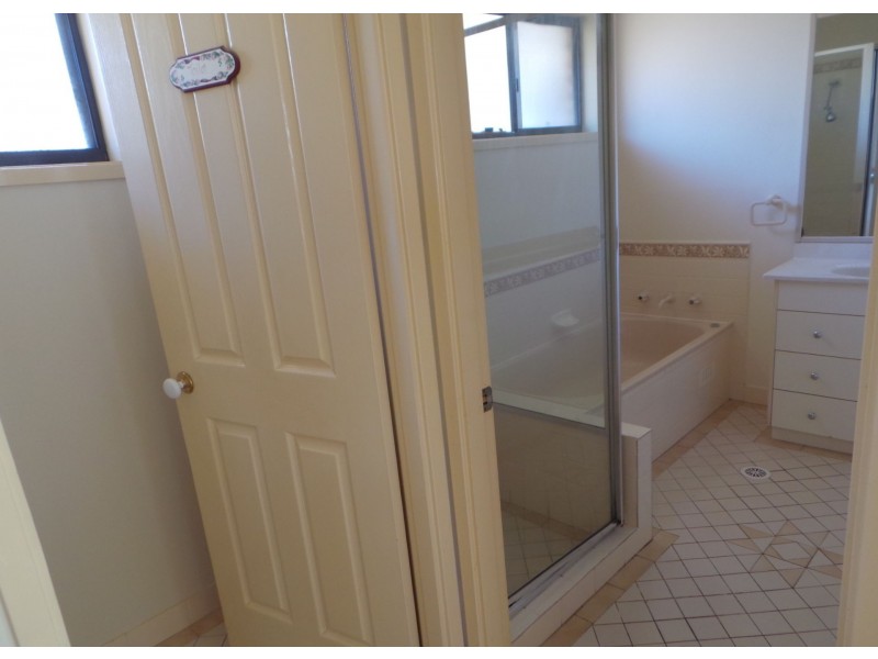 1/30 Treeview Place, Mardi NSW 2259