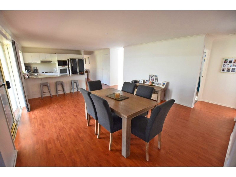 14 Joseph Esplanade, Mardi NSW 2259