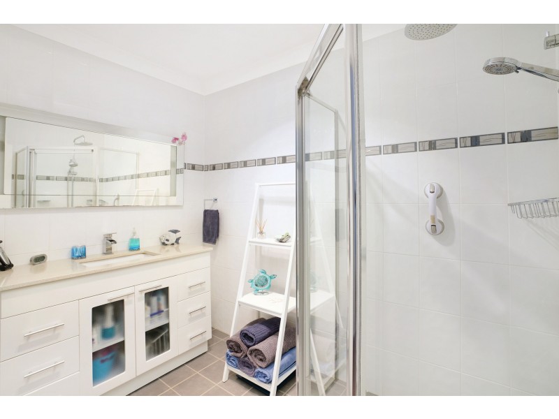 1/116 Woodbury Park Dr, Mardi NSW 2259