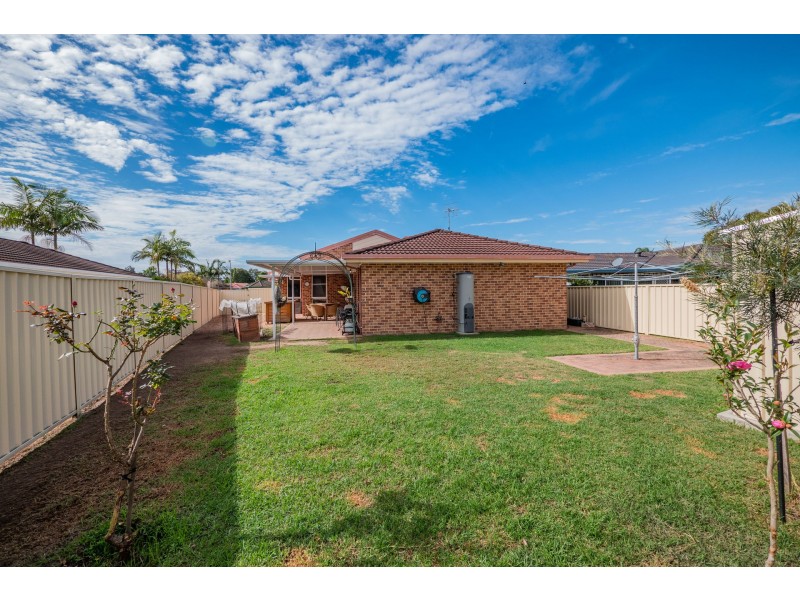 45 Woodbury Park Drive, Mardi NSW 2259