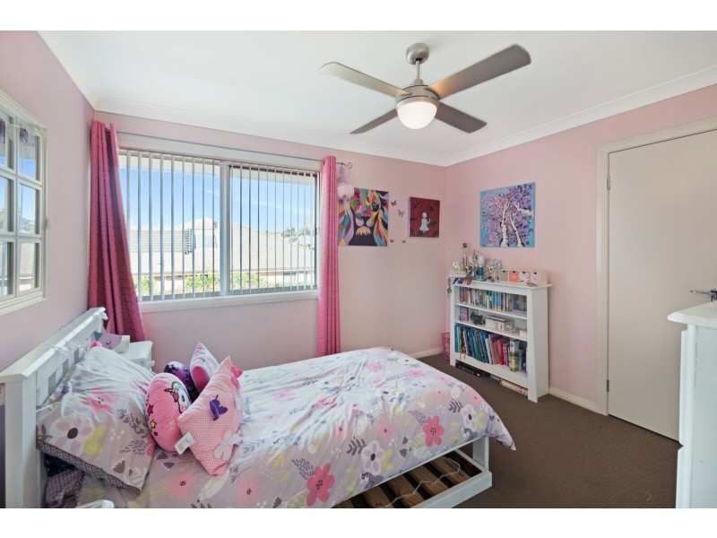 18 Narrabeen Close, Mardi NSW 2259