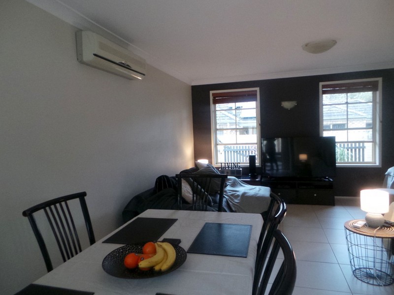 8/4 Richmond Mews, Mardi NSW 2259