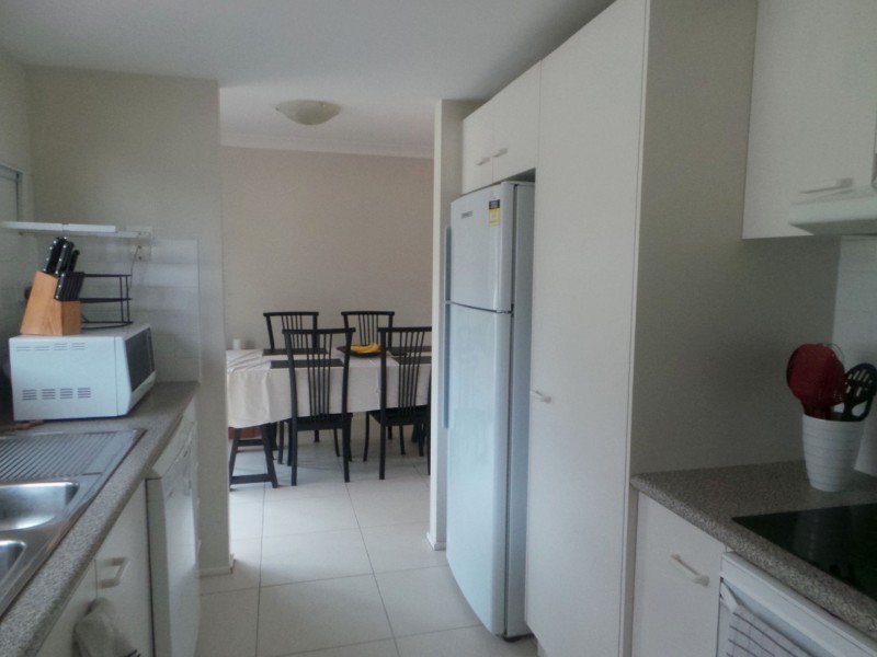 8/4 Richmond Mews, Mardi NSW 2259