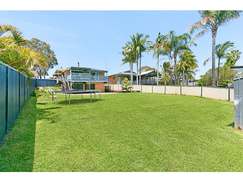 68 Springall Avenue, Wyongah NSW 2259