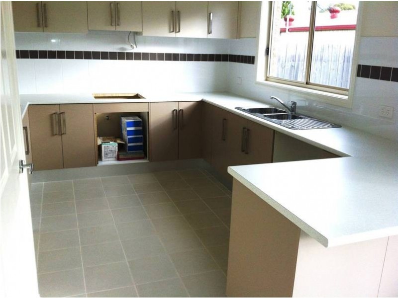 2 and 4/72-74  Victoria Street, Altona Meadows VIC 3028