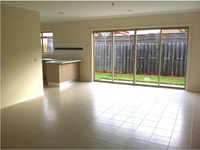 2 and 4/72-74  Victoria Street, Altona Meadows VIC 3028