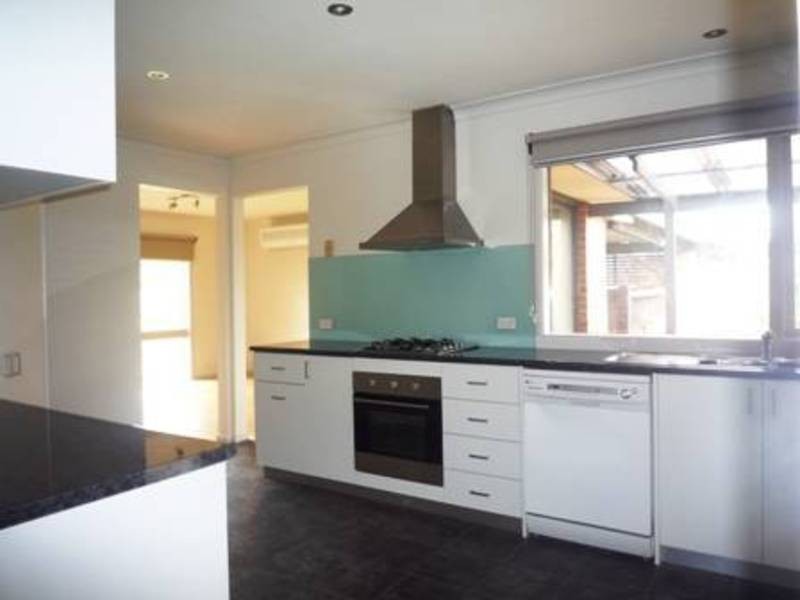 8 Parramatta Road, Werribee VIC 3030