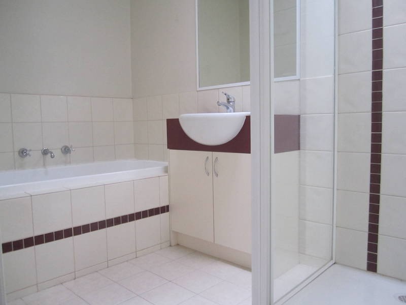 3/5 Hosken Street, Altona Meadows VIC 3028