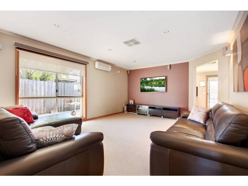 1 Hammond Court, Altona Meadows VIC 3028