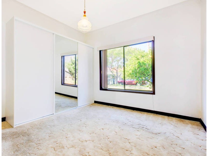 20 Elphin Street, Newport VIC 3015