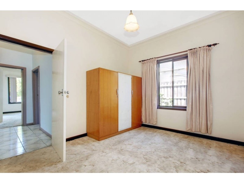 20 Elphin Street, Newport VIC 3015