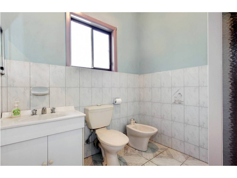 20 Elphin Street, Newport VIC 3015