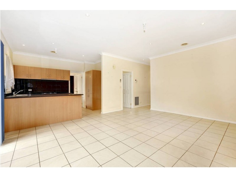 2 GLADE AVENUE, Altona North VIC 3025