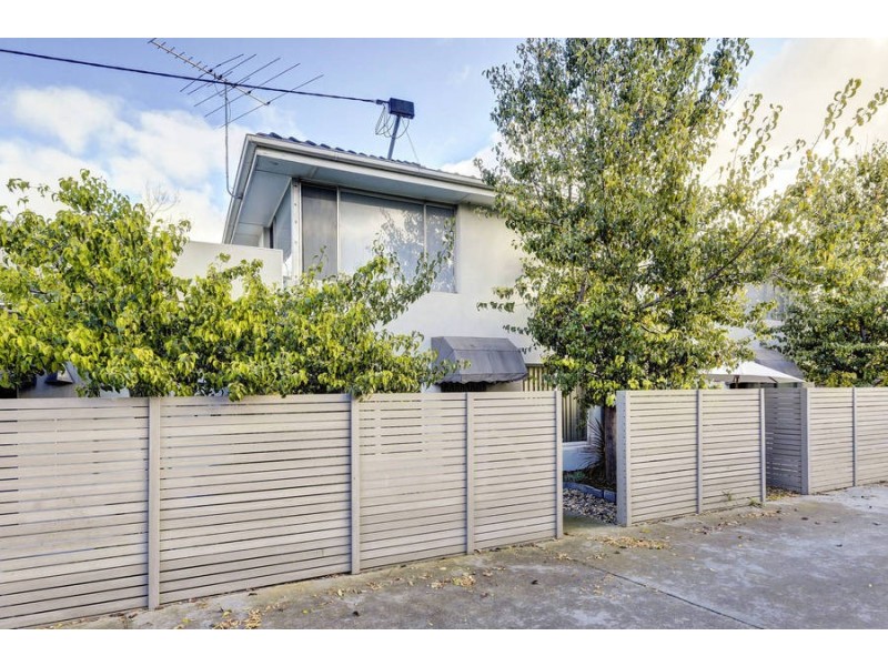 2/14 Jurga Court, Altona VIC 3018