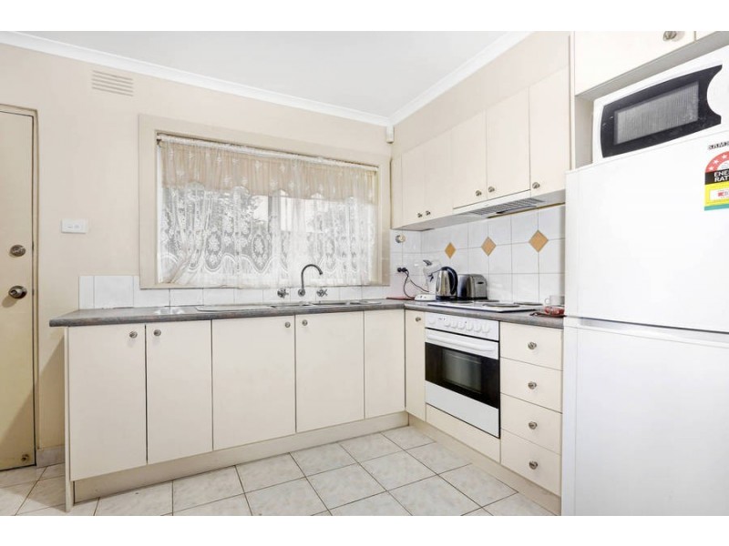 2/14 Jurga Court, Altona VIC 3018