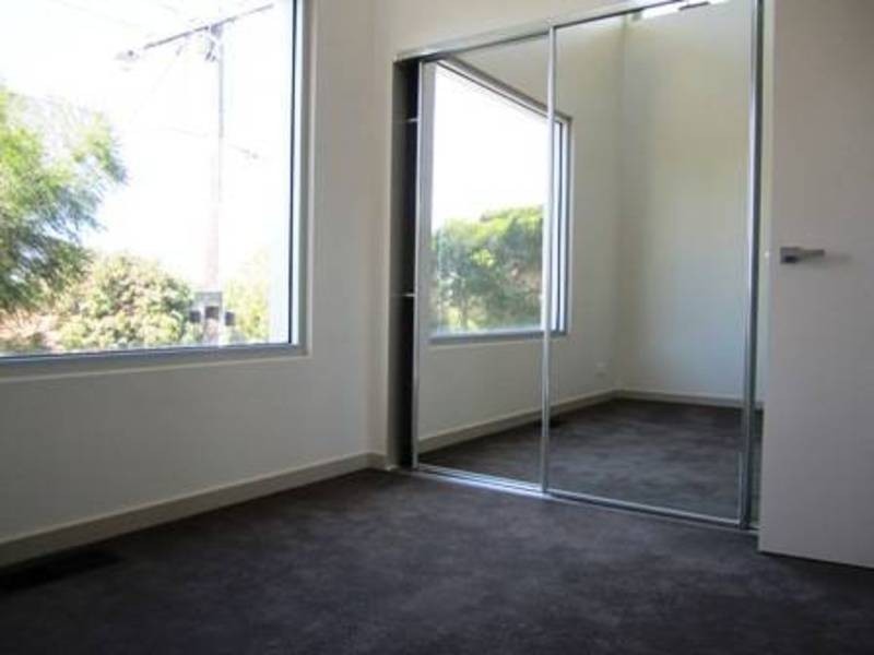 C/35 Myrtle Grove, Altona VIC 3018