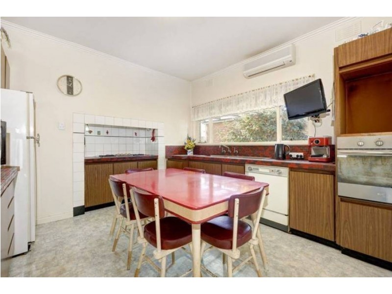 56 Stenhouse Avenue, Brooklyn VIC 3012