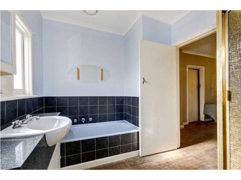 22 Edward Avenue, Altona North VIC 3025
