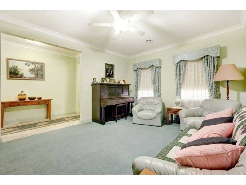14 Cropley Court, Seabrook VIC 3028