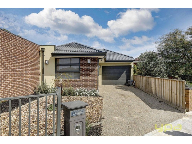 21A Dove Ave, Altona VIC 3018