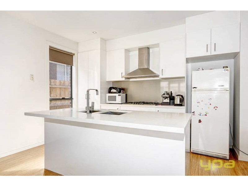 21A Dove Ave, Altona VIC 3018