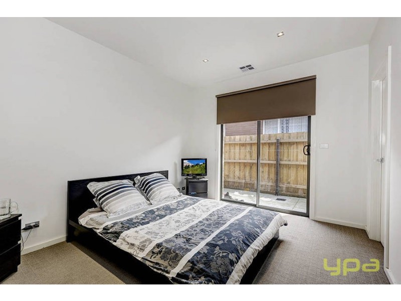 21A Dove Ave, Altona VIC 3018