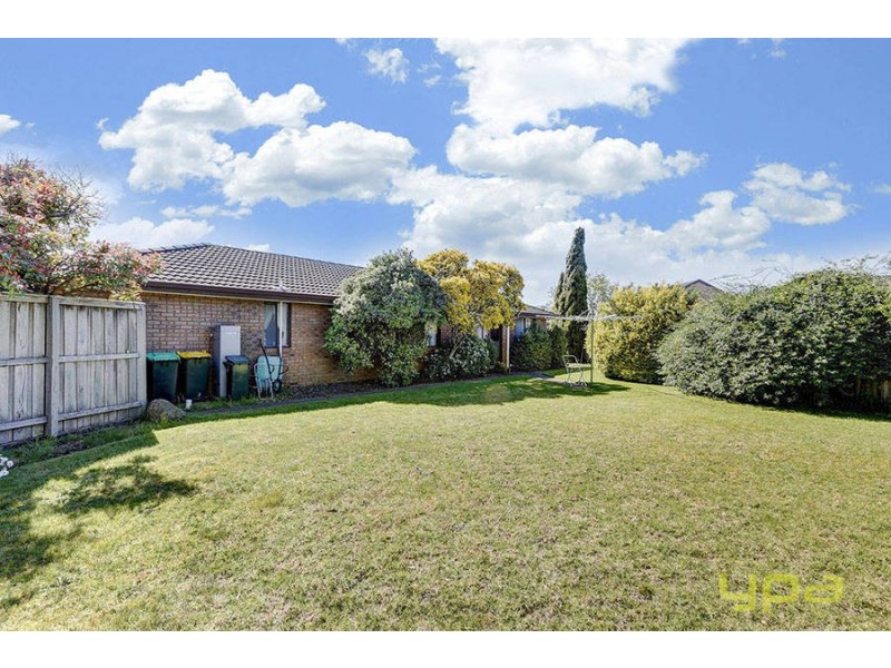12 Green Court, Altona VIC 3018