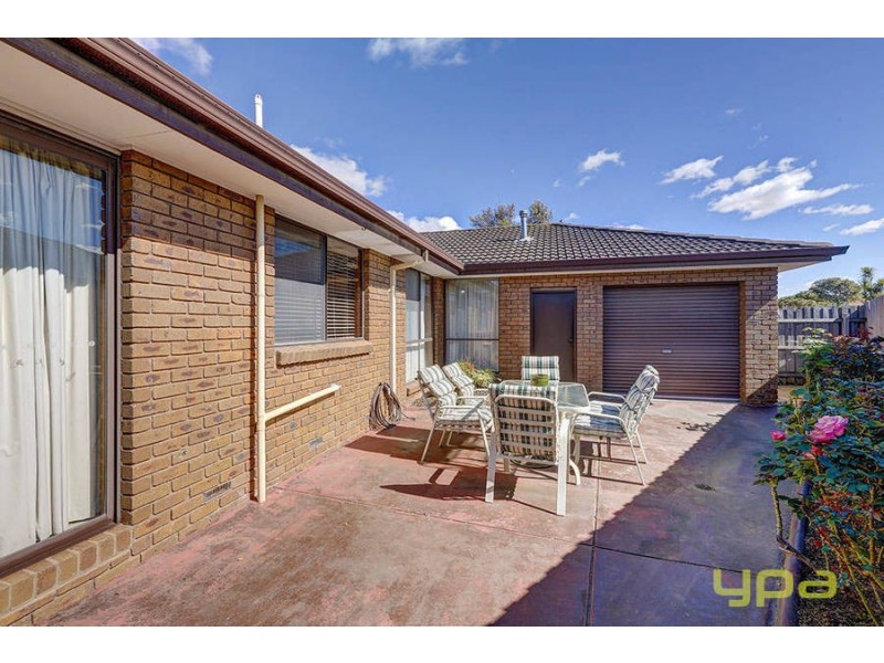 12 Green Court, Altona VIC 3018