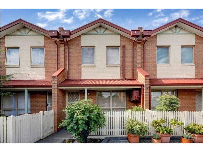 4/376 Barkly Street, Footscray VIC 3011
