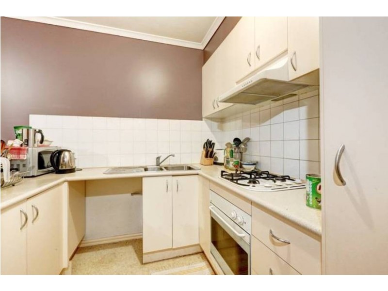 4/376 Barkly Street, Footscray VIC 3011