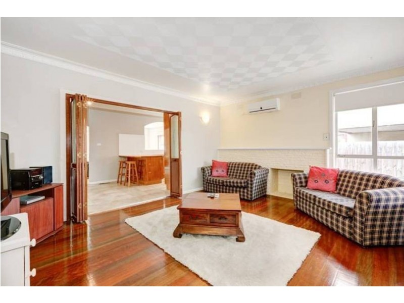 23 Lawrence Crt, Altona North VIC 3025