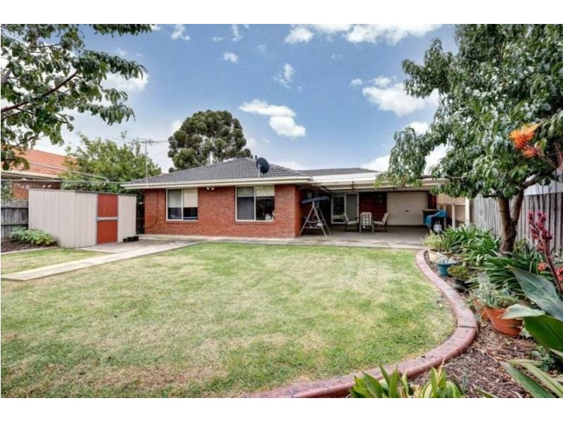 19 Knightsbridge Avenue, Altona Meadows VIC 3028