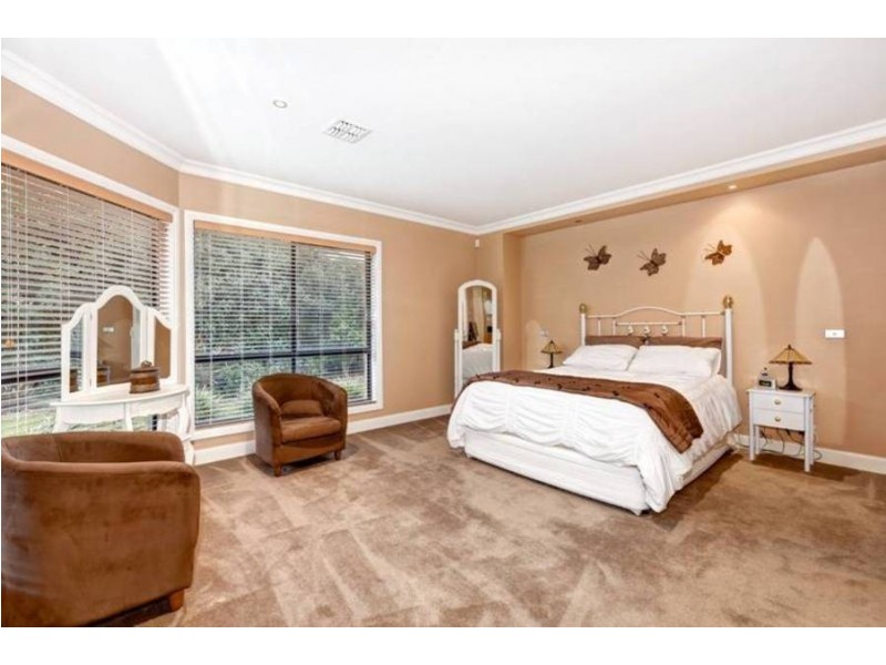 9  Vista Court, Altona Meadows VIC 3028