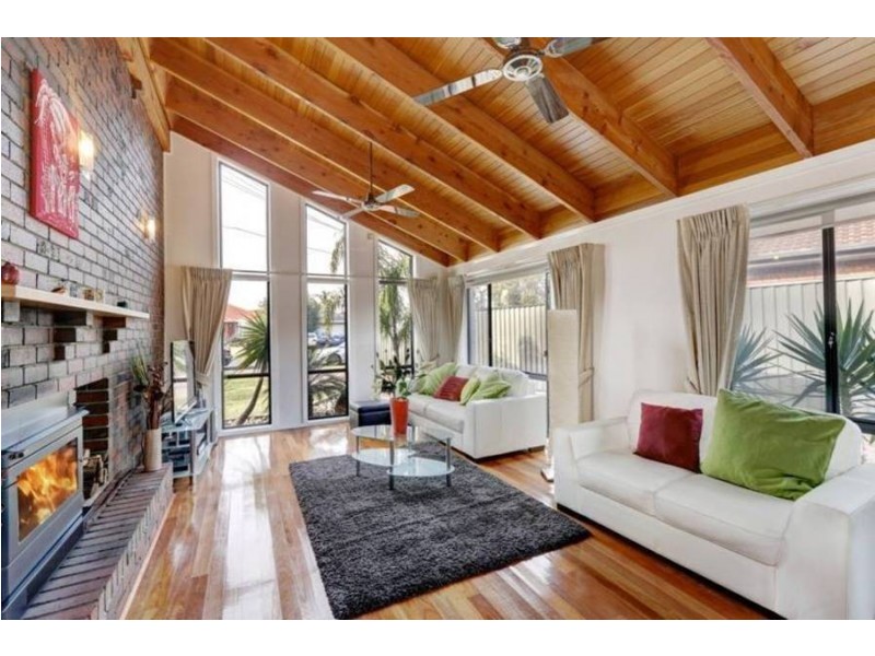 8 Creswell Court, Altona Meadows VIC 3028