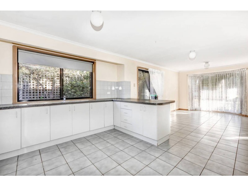 1/32 Seves St, Altona VIC 3018